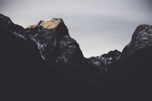 Majestic Mountain Silhouette at Dawn - Cute Wallpaper