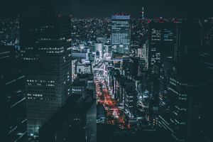 Urban Symphony at Night: Skyscrapers and Traffic in the City Metropolis - 귀여운 배경화면